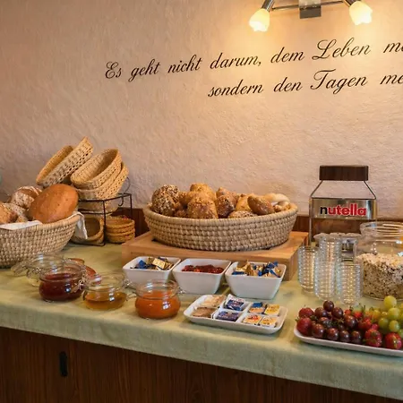 Hotel Gruener Baum *